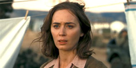 emily blunt oppenheimer.